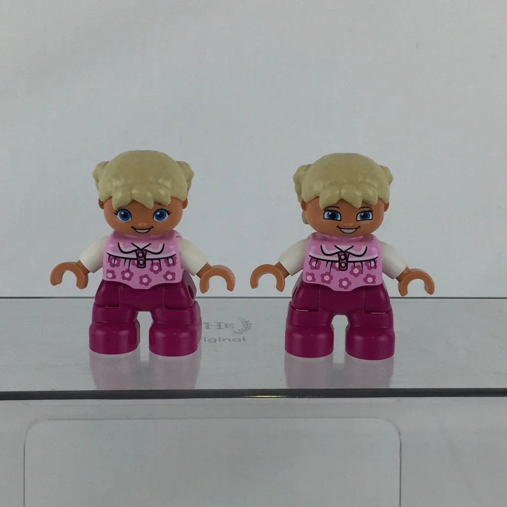 LEGO Duplo Figure Lot 9 piece Town People Construction Kids Twins‎ People